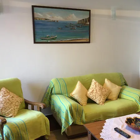 Emilys Houses - 10 Minutes Walk From Martinhal Beach, Quiet Place, Free Wifi *